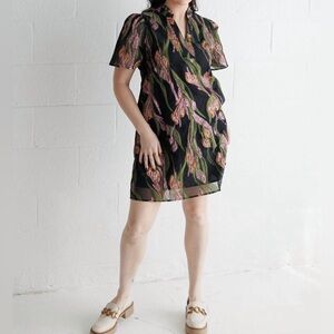 THML Macaroon Floral Patterned Dress Sz S